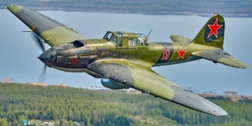 Штурмовик Ил-2 (двухместный вариант со стрелком)